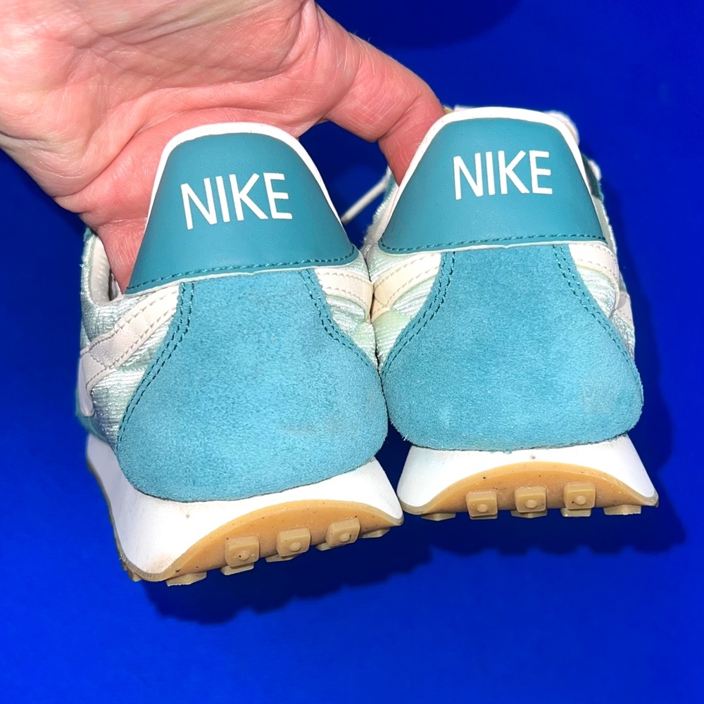 🚫SOLD! 🎽NWOT |•NIKE•| Retro Style Pre Montreal Racer VNTG Style Sneakers🎽 - Picture 5 of 16